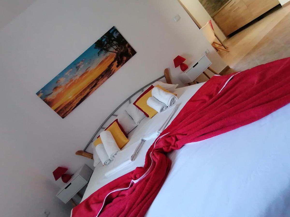 Apartments Dario Паг Экстерьер фото