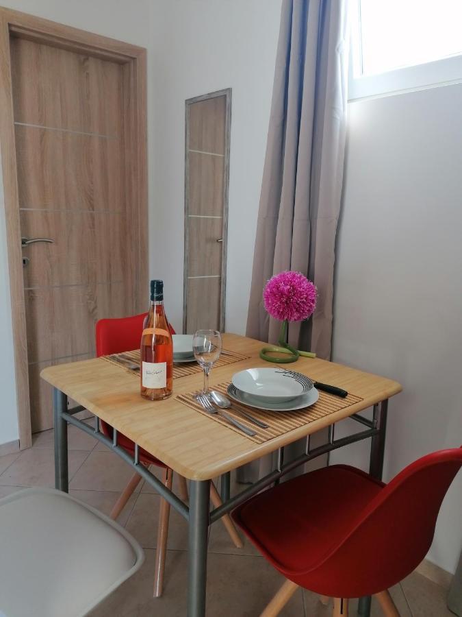 Apartments Dario Паг Экстерьер фото