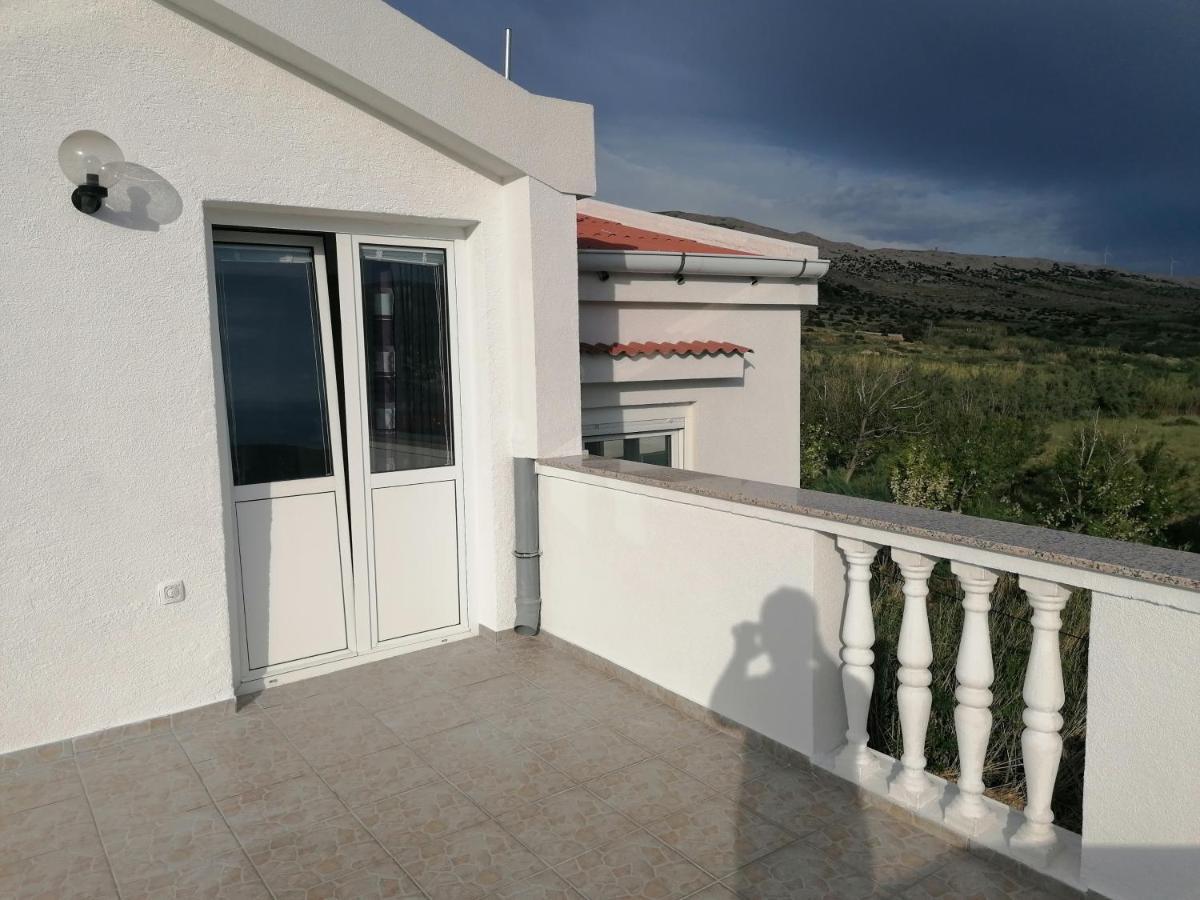 Apartments Dario Паг Экстерьер фото