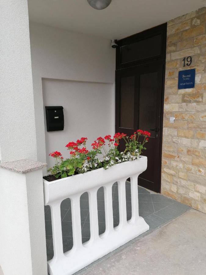 Apartments Dario Паг Экстерьер фото